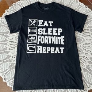 FORTNITE t-shirt polyester/cotton ~ NWOT ~